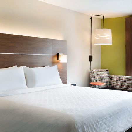 Holiday Inn Express - Canton By Ihg Екстериор снимка