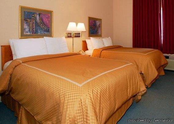 Holiday Inn Express - Canton By Ihg Стая снимка